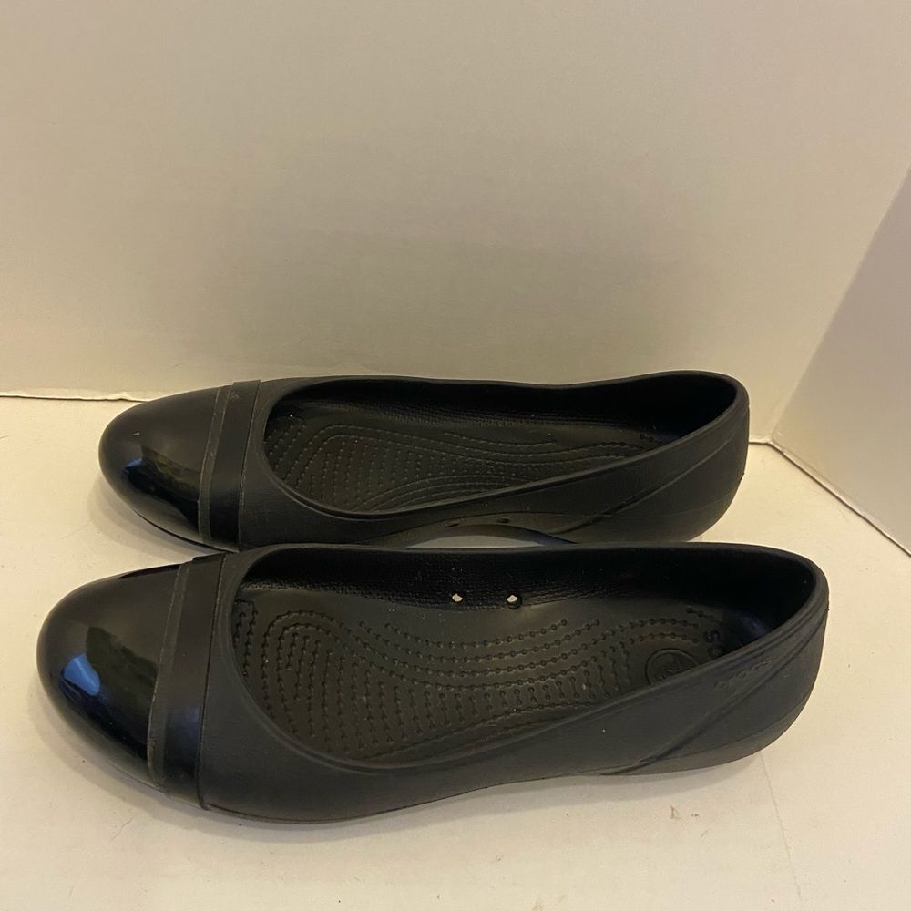 Crocs cap toe ballet flats‎ size 9 black